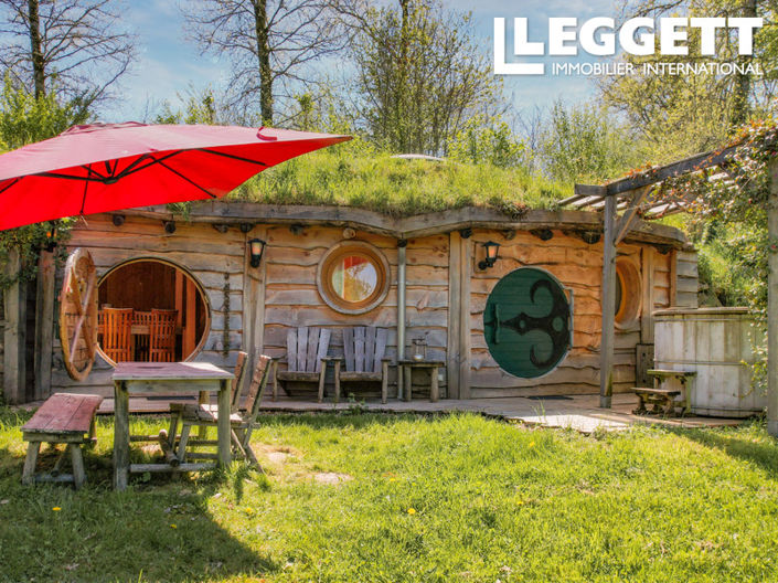 Image No.4-8 Bed House for sale