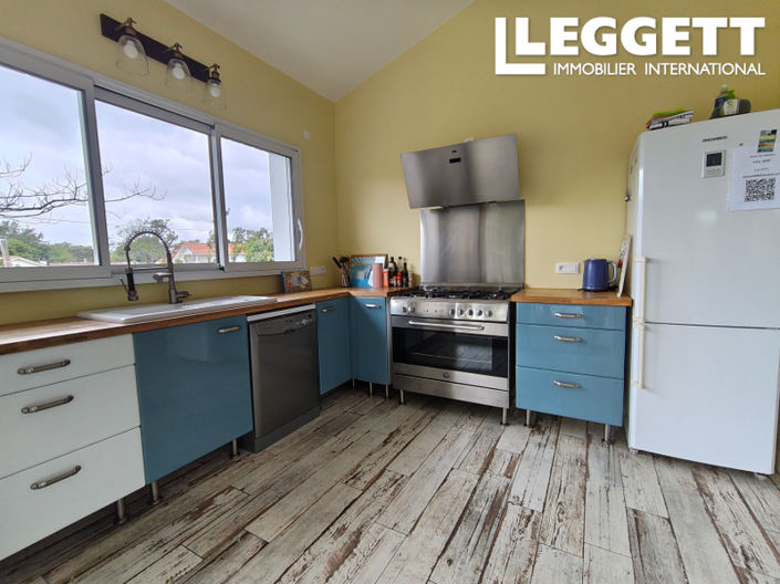 Image No.3-4 Bed House for sale