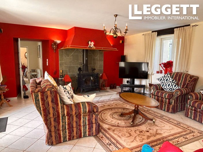 Image No.4-6 Bed House for sale