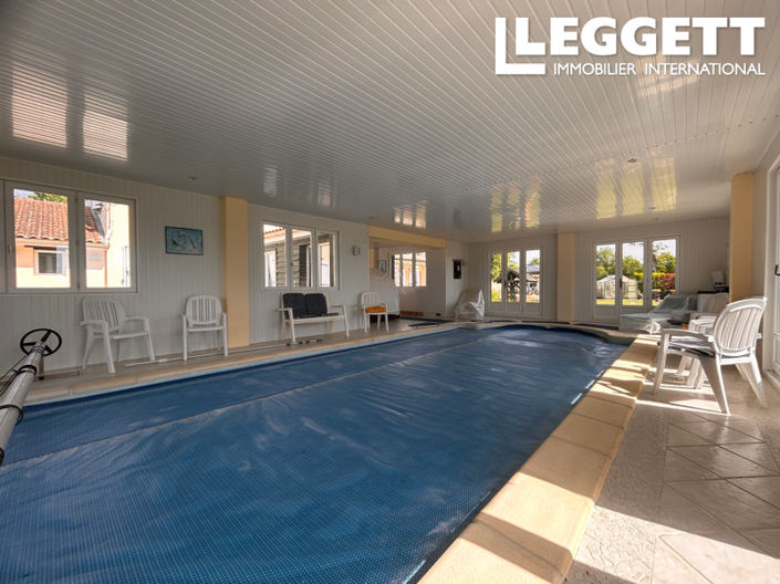 Image No.9-6 Bed House for sale