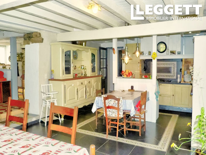 Image No.5-5 Bed House for sale