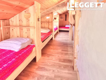 ahr0chm6ly9jzg4uagvzdglhlmltbw8vaw1hz2uvvevom