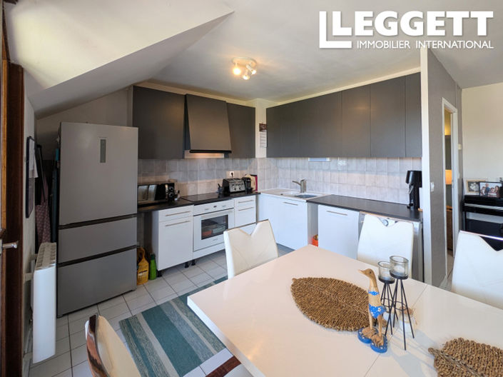 Image No.3-3 Bed Apartment for sale