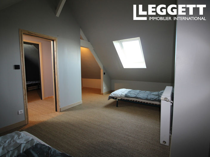 Image No.8-4 Bed House for sale