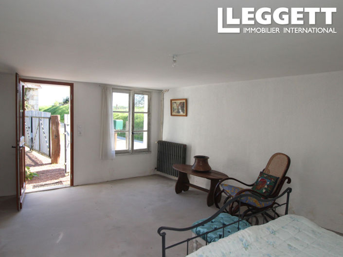 Image No.6-3 Bed House for sale