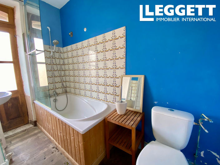 Image No.5-2 Bed House for sale