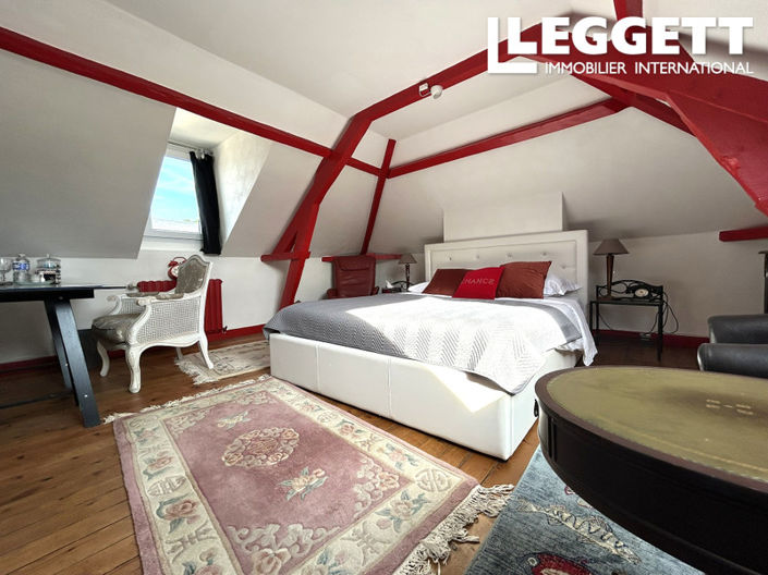 Image No.10-5 Bed House for sale