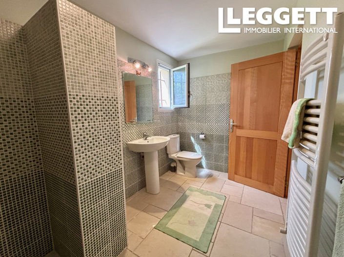 Image No.7-6 Bed House for sale