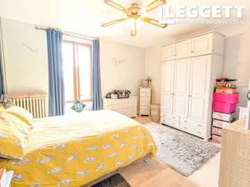 ahr0chm6ly9jzg4uagvzdglhlmltbw8vaw1hz2uvvevom