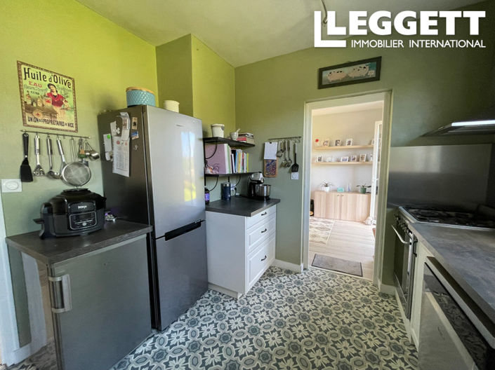 Image No.10-3 Bed House for sale