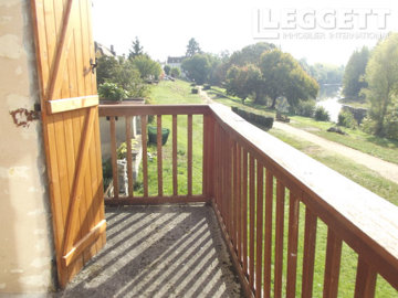 ahr0chm6ly9jzg4uagvzdglhlmltbw8vaw1hz2uvvevom