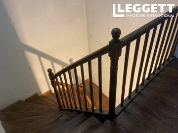 ahr0chm6ly9jzg4uagvzdglhlmltbw8vaw1hz2uvvevom