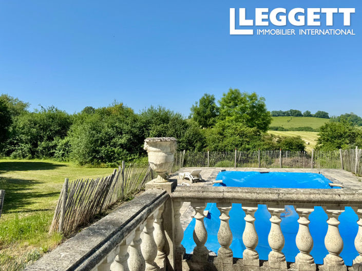 Image No.9-7 Bed House for sale