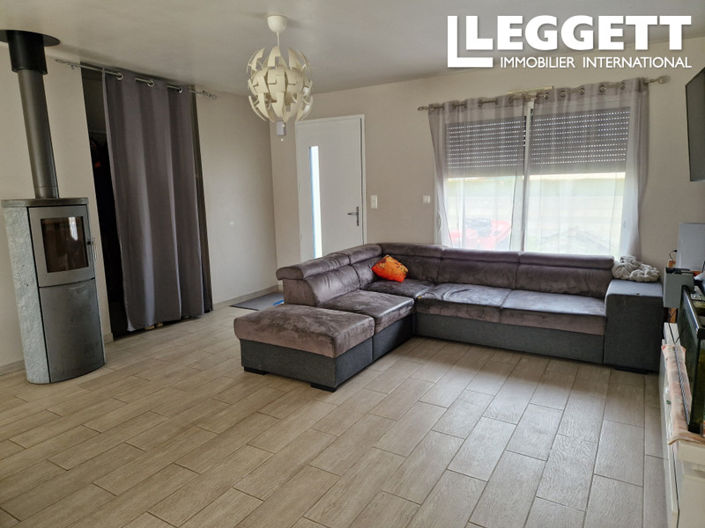 Image No.5-4 Bed House for sale