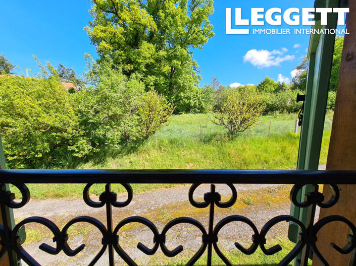 Image No.10-2 Bed House for sale