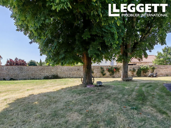 Image No.2-4 Bed House for sale