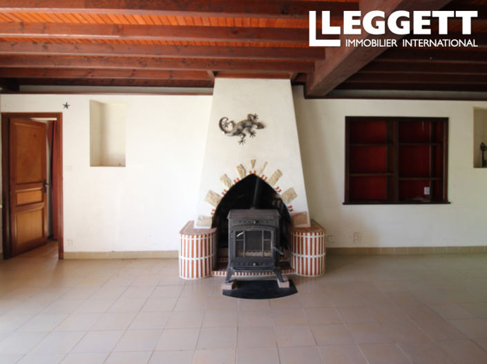 Image No.3-4 Bed House for sale