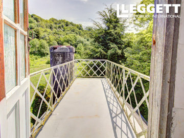 ahr0chm6ly9jzg4uagvzdglhlmltbw8vaw1hz2uvvevom