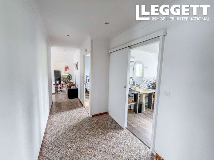 Image No.5-4 Bed House for sale