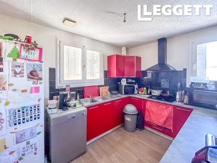 Image No.7-4 Bed Commercial for sale