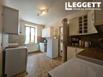 ahr0chm6ly9jzg4uagvzdglhlmltbw8vaw1hz2uvvevom