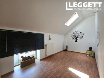 ahr0chm6ly9jzg4uagvzdglhlmltbw8vaw1hz2uvvevom