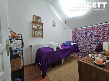 ahr0chm6ly9jzg4uagvzdglhlmltbw8vaw1hz2uvvevom