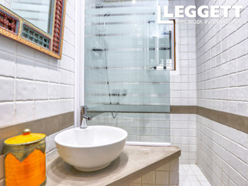 ahr0chm6ly9jzg4uagvzdglhlmltbw8vaw1hz2uvvevom