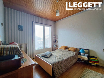 ahr0chm6ly9jzg4uagvzdglhlmltbw8vaw1hz2uvvevom