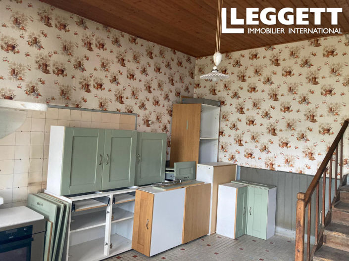 Image No.8-2 Bed House for sale