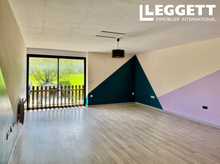 Image No.6-3 Bed House for sale