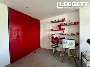 ahr0chm6ly9jzg4uagvzdglhlmltbw8vaw1hz2uvvevom