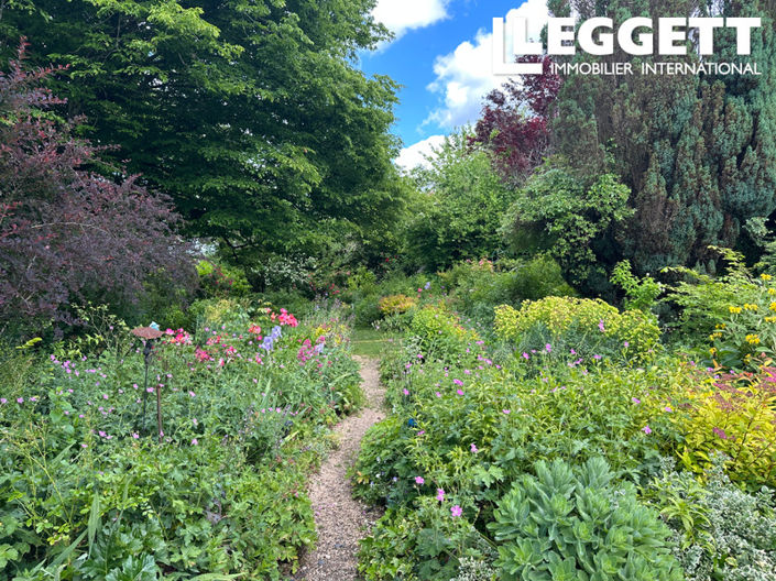 Image No.2-6 Bed House for sale