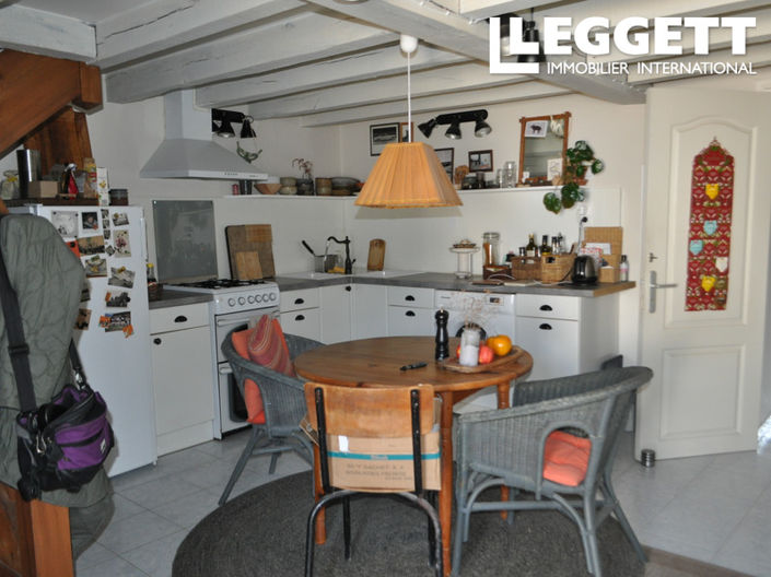 Image No.6-3 Bed House for sale