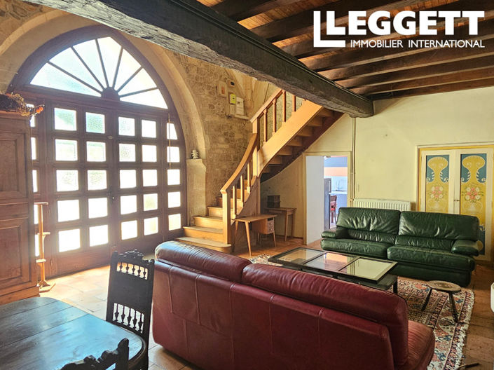 Image No.8-6 Bed House for sale