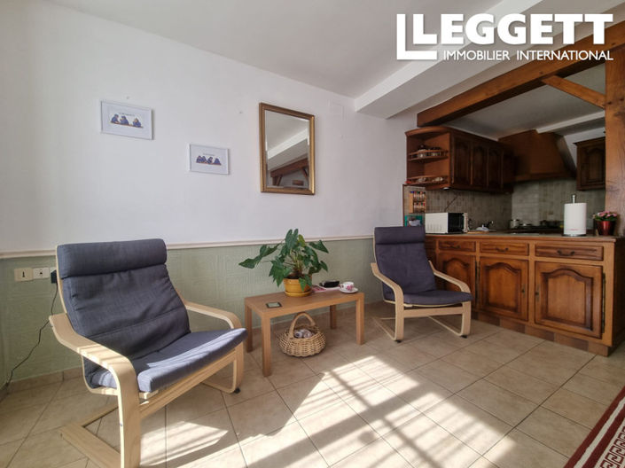 Image No.8-4 Bed House for sale