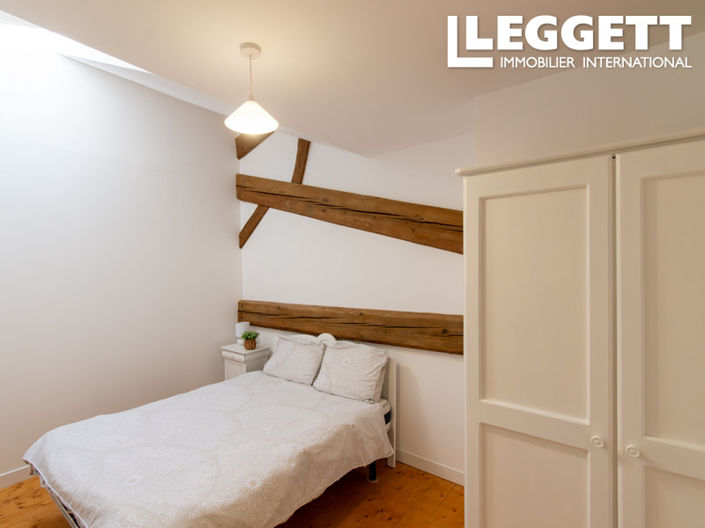 Image No.8-3 Bed House for sale