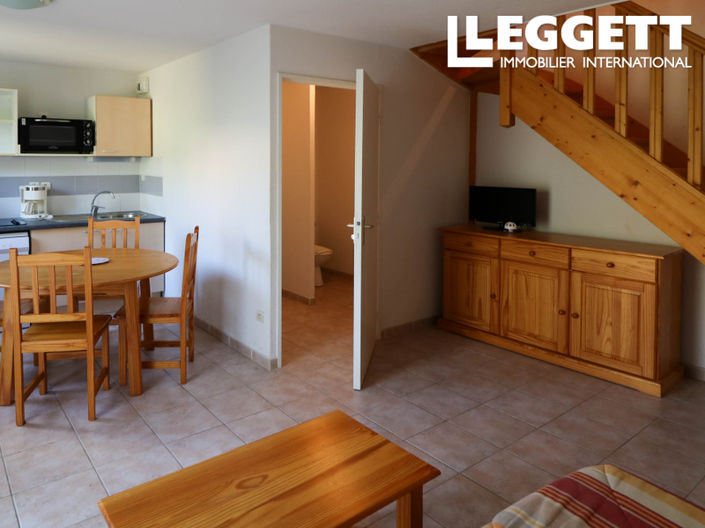 Image No.6-2 Bed House for sale