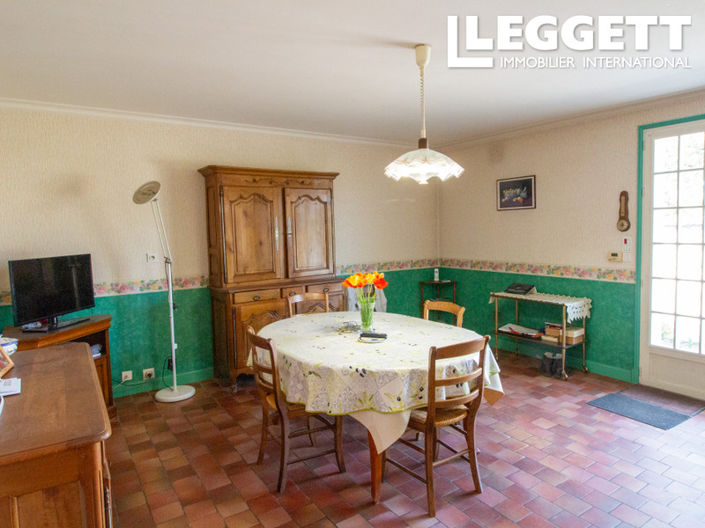 Image No.3-5 Bed House for sale