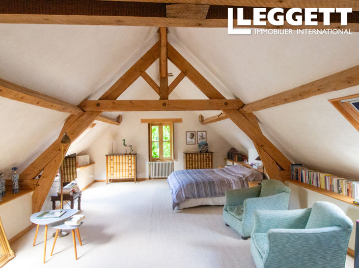 Image No.4-9 Bed House for sale