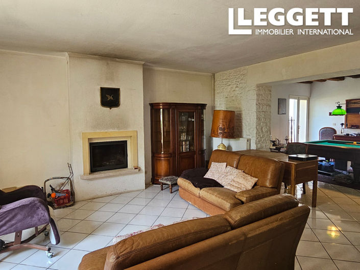 Image No.4-6 Bed House for sale