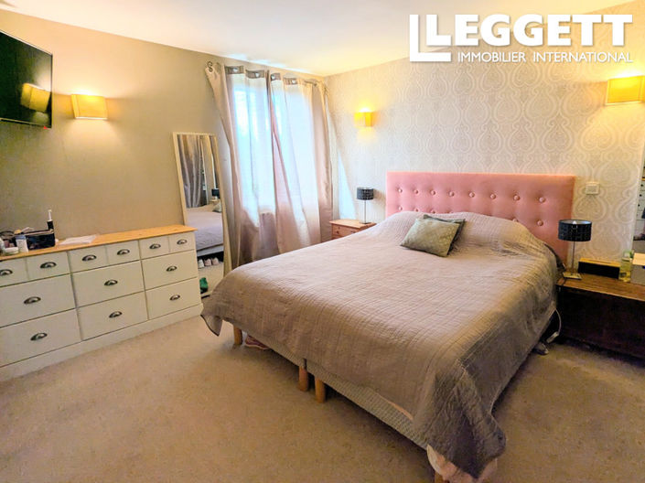 Image No.7-4 Bed House for sale