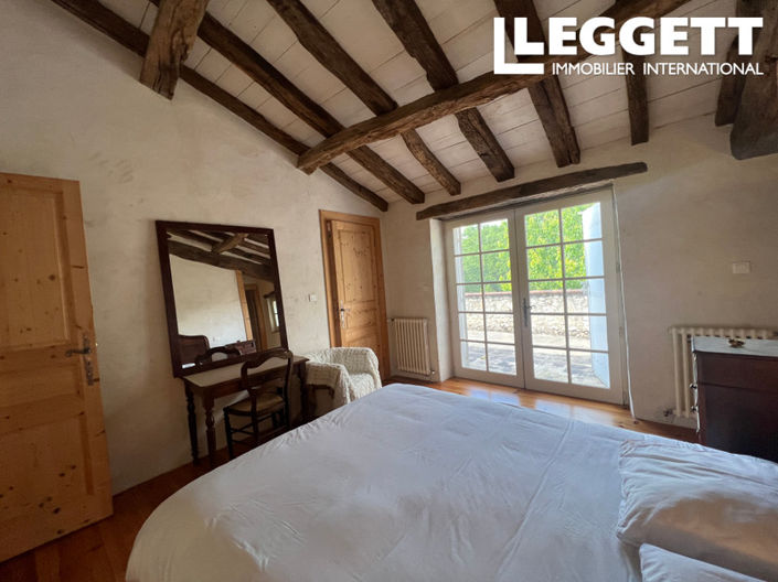 Image No.5-7 Bed House for sale