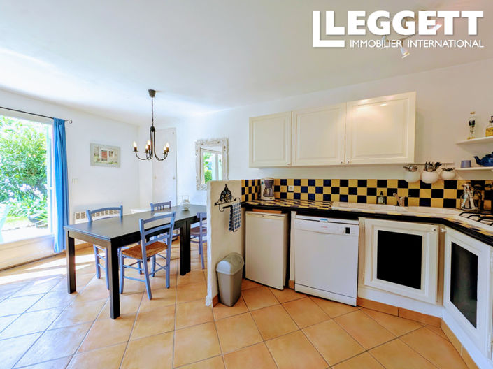 Image No.9-3 Bed House for sale