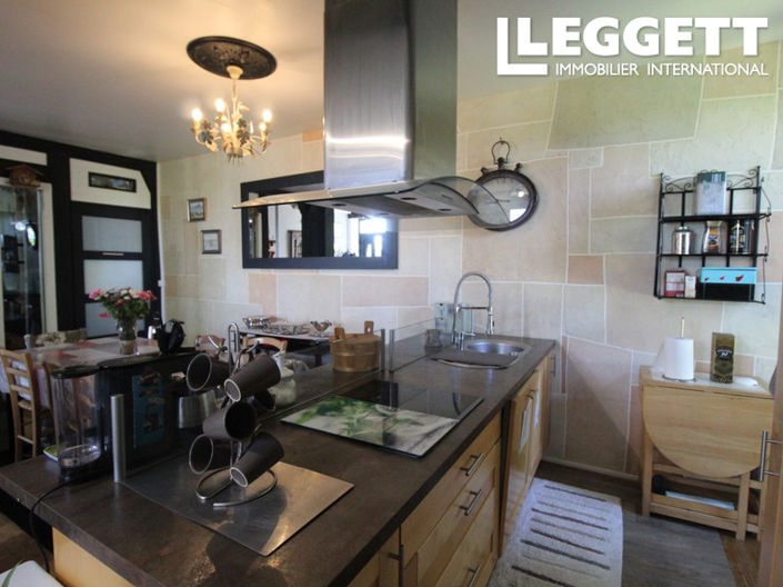 Image No.8-3 Bed House for sale