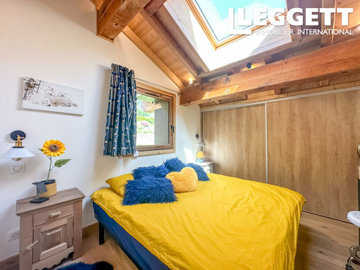 ahr0chm6ly9jzg4uagvzdglhlmltbw8vaw1hz2uvvevom