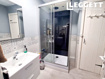 ahr0chm6ly9jzg4uagvzdglhlmltbw8vaw1hz2uvvevom