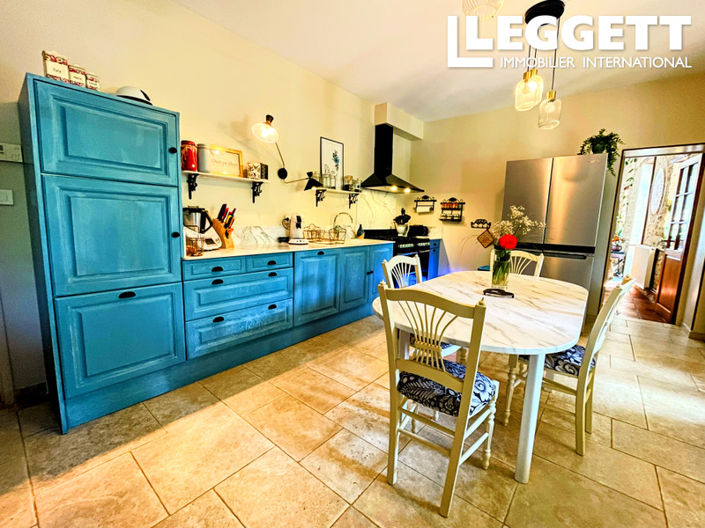 Image No.7-13 Bed House for sale