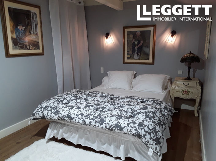 Image No.9-4 Bed House for sale