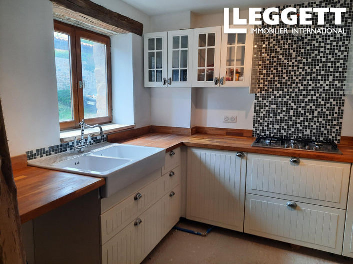 Image No.6-4 Bed House for sale